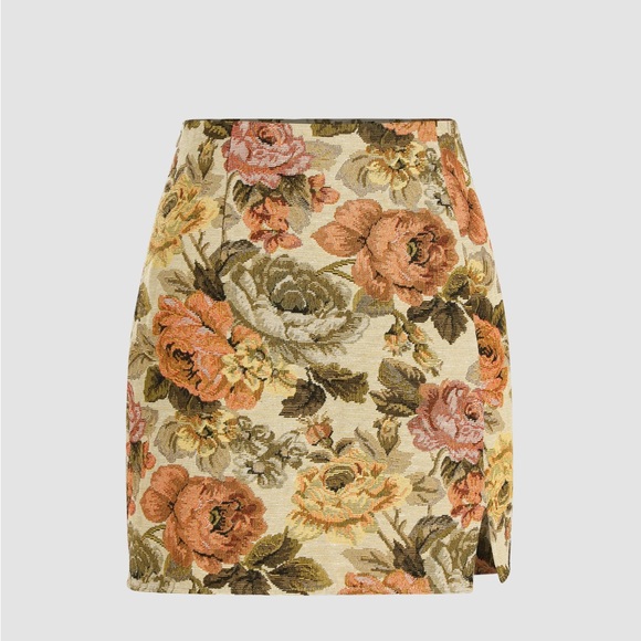 Floral strapless crop top and mid waist skirt set - Picture 4 of 4